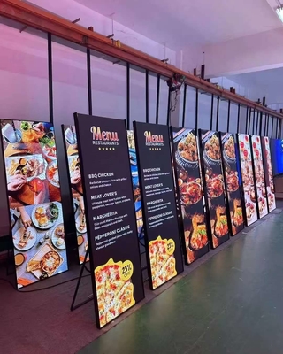Ecrã LED de cartaz interno da série IP com funções utilizadas individualmente ou ligadas entre si