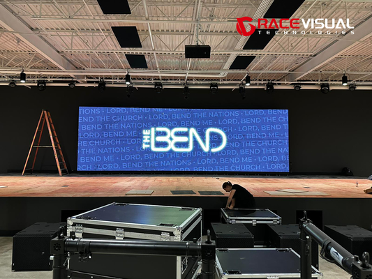 500x500mm Painel CCC/CE Certificado LED Video Wall 28W 160° Ângulo de visão Configurações personalizadas Sistema de bloqueio automático